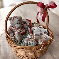 Кошик з Kinder